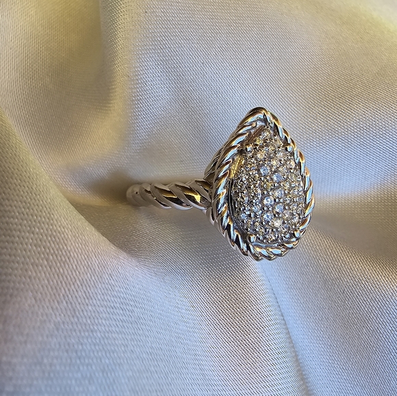 Diamond ring 14k - Picture 3 of 6